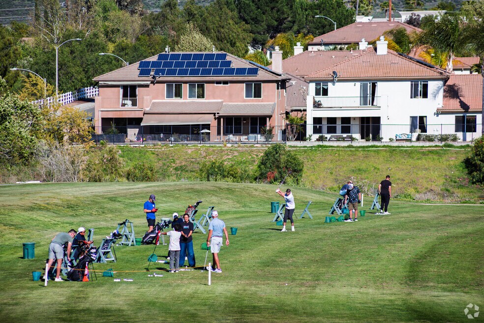 Alta Murrieta | Duffle Bag Movers